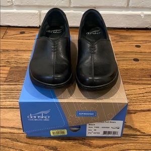 Dansko Abigail Milled Full Grain in Black